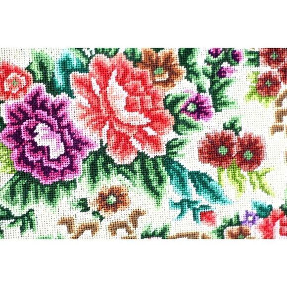 VTG Handmade MULTICOLOR FLORAL PETIT NEEDLEPOINT FRAME KISS LOCK SMALL PURSE - Picture 3 of 14